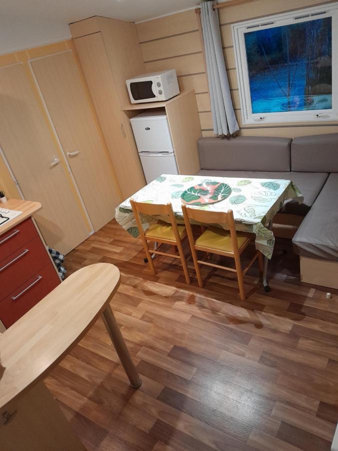 Location Mobil-Home Le Parc Des Roches Saint-Cheron Экстерьер фото