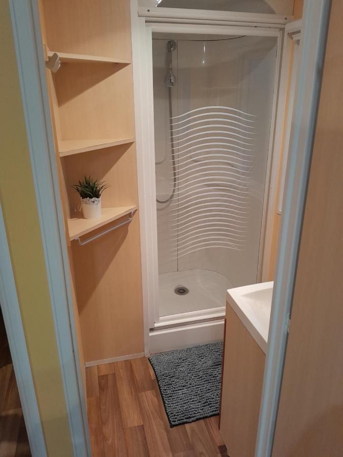 Location Mobil-Home Le Parc Des Roches Saint-Cheron Экстерьер фото