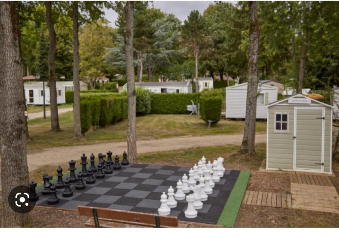 Location Mobil-Home Le Parc Des Roches Saint-Cheron Экстерьер фото